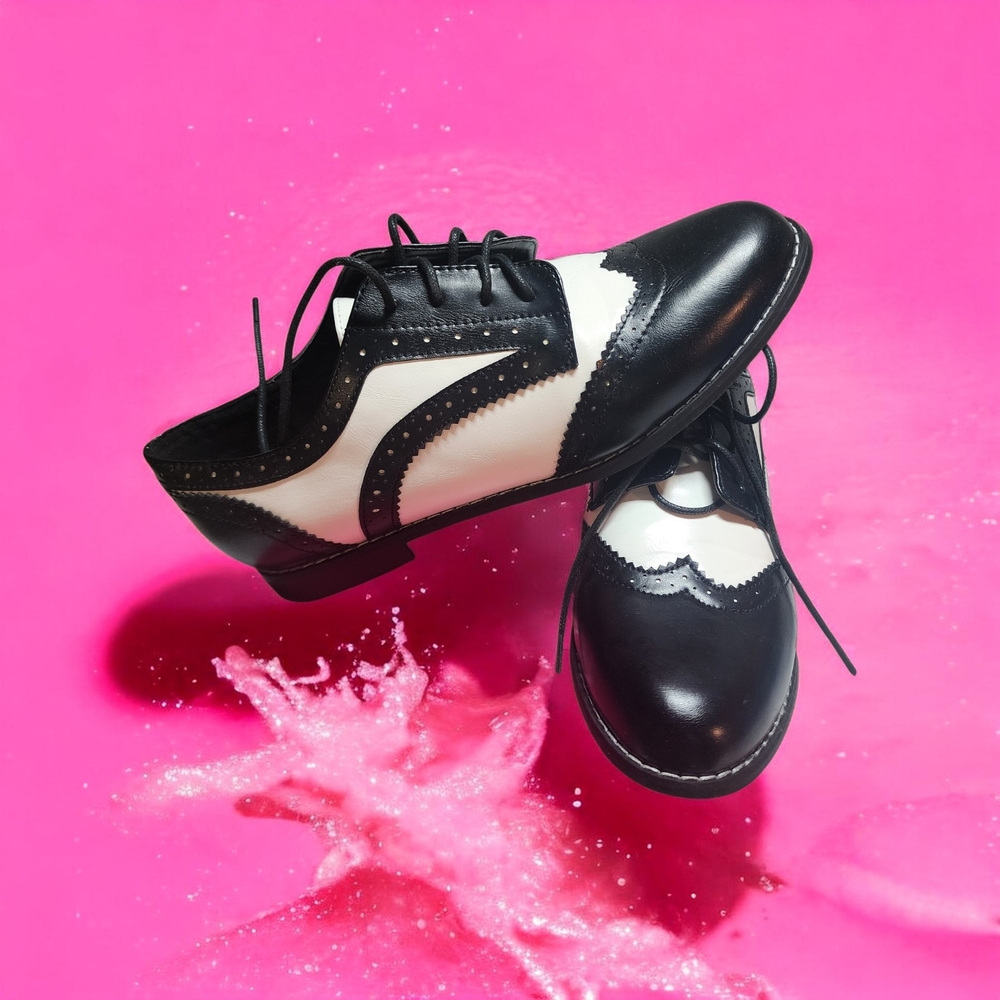 ALENA Classic Black and White Women's Oxford Shoes